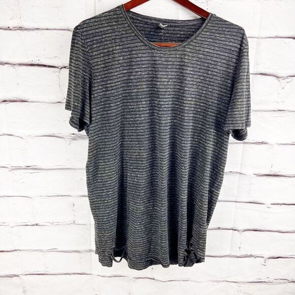 ASOS longline distressed stripe tee shirt - Picture 2 of 8